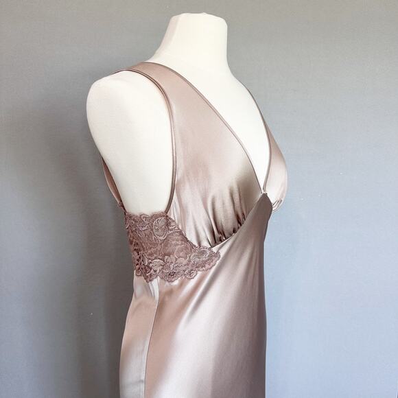 Christine Vancouver 100% Silk Long Nightgown With Lace Insets Sz Large - Picture 6 of 14